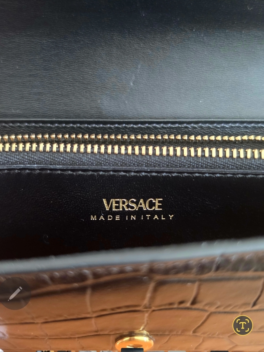 Versace Medusa Wallet, Authentic Exotic-Style, Gold - Picture 12 of 13